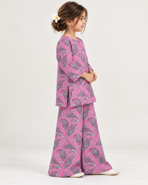 LILI-A131-rev2-no-lace Many Paisleys 2 Piece