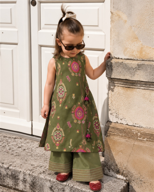 2 Piece – Printed Lawn Suit