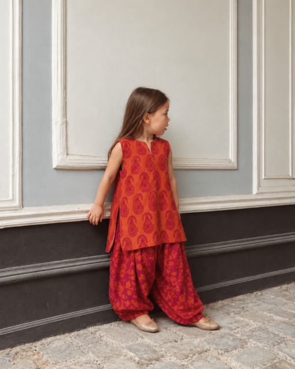 2 Piece – Printed Suit